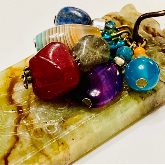 🌿Hand-carved Natural Jade Stone Necklace w/ Lapis Lazuli Onyx Gemstone Accents - Picture 10 of 15